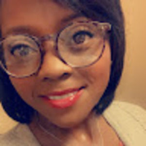 Meet your Posher, Kendra